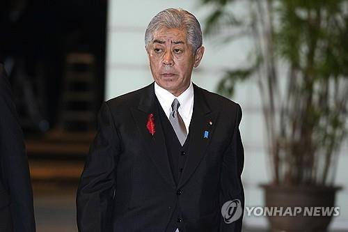 이와야 다케시 일본 외무상 [AP 연합뉴스 자료사진. 재판매 및 DB 금지]