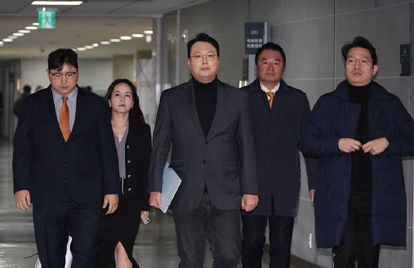 개혁신당 천하람 원내대표가 지난 21일 오전 서울 여의도 국회 의원회관에서 열린 긴급 최고위원회의에 참석하고 있다. 2025.1.21 [사진=연합뉴스]