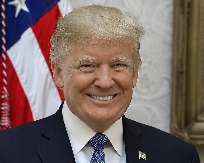 ▲ 도널드 J. 트럼프 미국 대통령 (이미지 출처: 위키피디아 공식 초상화)