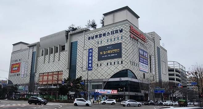 경기 성남시 야탑역 인근의 성남종합버스터미널 전경. 성남시 제공