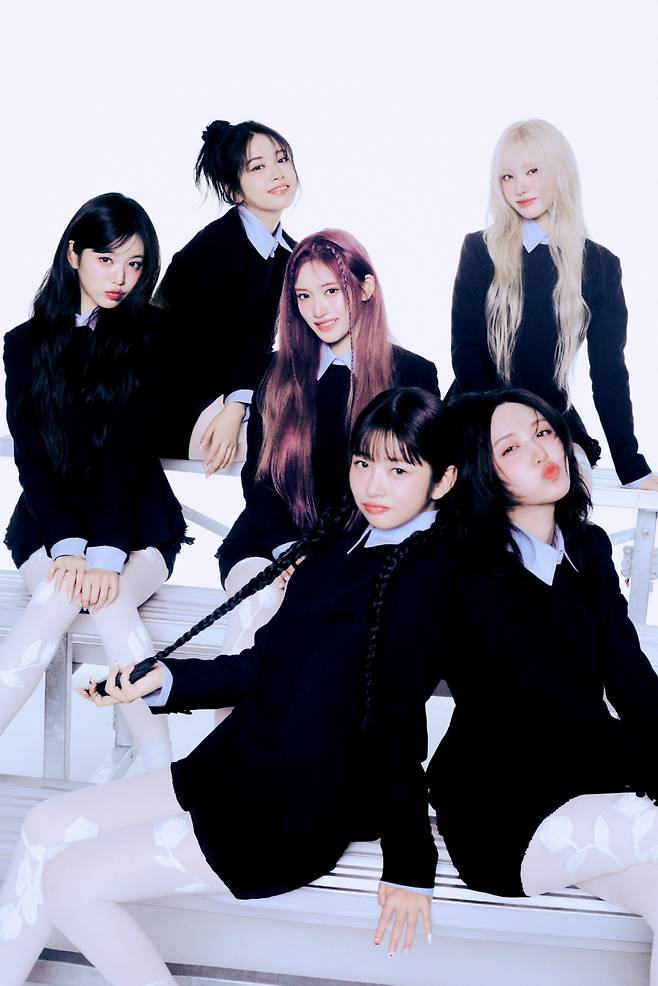 /사진=아이브 공식 SNS