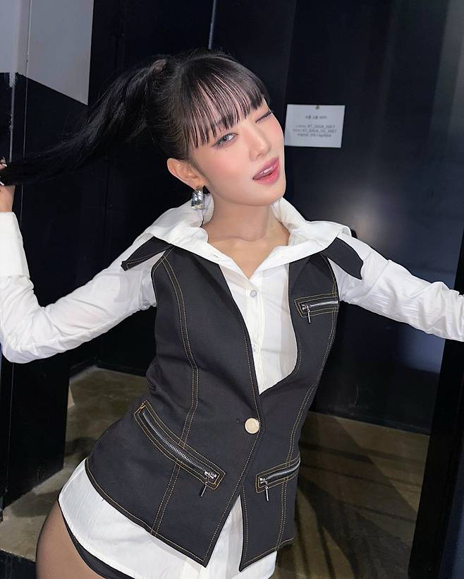 사진출처=민니 SNS