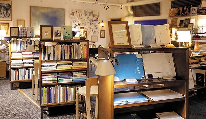 취향에 맞춰 책을 읽을 수 있도록 구획한 공간. /김지호 기자