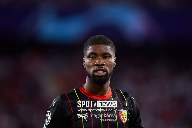 ▲ 토트넘 홋스퍼는 겨울 이적 종료 직전 프랑스 리그앙 랑스에서 중앙 수비수 케빈 단소를 임대로 영입했다.