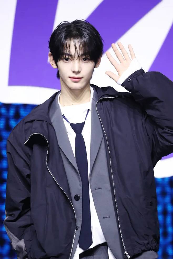 그룹 투어스 한진이.