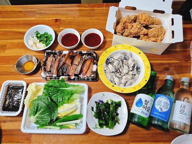 KakaoTalk_20250208_191119634_03.jpg 불토에 먹는 chill chill한 상차림~