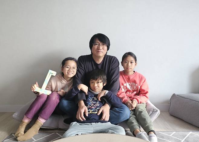 경기도 안산에서 고성에 전입한 임정훈 씨 가족 [촬영 이준영]