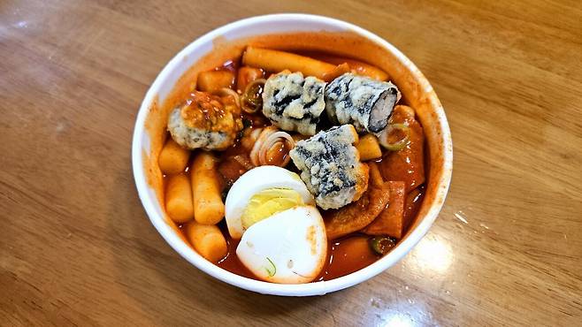 20250208_131537.jpg 점심 코스트코 쇼핑 정보와 떡볶이