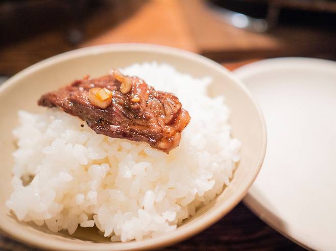 과도한 정제곡물, 적색육 섭취는 체내 염증 수치를 높일 수 있어 주의해야 한다./사진=클립아트코리아