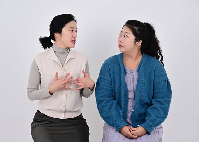 박혜진(왼쪽) 민음사 편집자와 김민경 편집자가 지난달 23일 서울 영등포구 국민일보에서 인터뷰하고 있다. 김지훈 기자