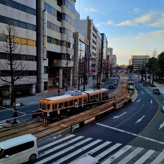 28b9d932da836ff537ee83e542827664a889faaa4abf24a00af944ac38c9052685f262