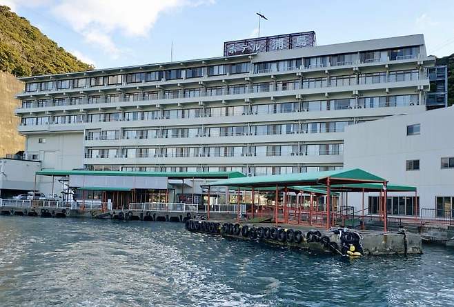 7fed8273b58068f351ef8ee143857173ce4a422f31df0c2b7621946ce87dcc72