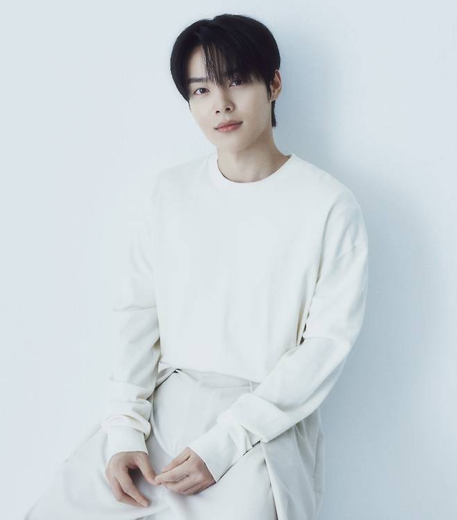 배우 김민기, 사수자리컴퍼니