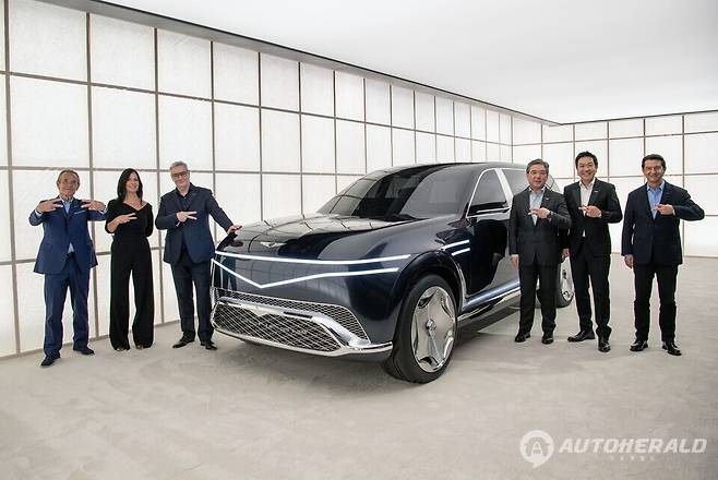 제네시스 네온룬 콘셉트카, 제네시스