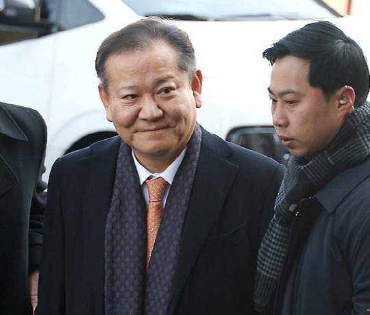 이상민 전 행정안전부 장관이 11일 서울 종로구 헌법재판소에서 열린 윤석열 대통령 탄핵심판 7차 변론에 출석하고 있다. 연합뉴스