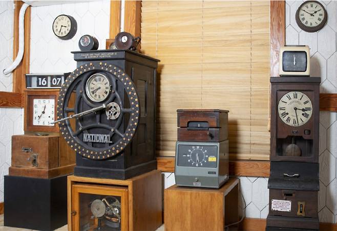 노동자들의 근무시간을 기록하던 타임리코더.