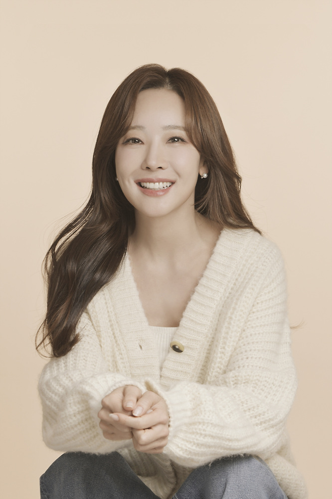 소유진. 블루드래곤 엔터테인먼트