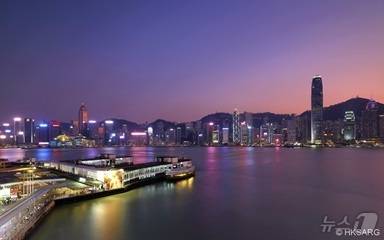 빅토리아 하버 야경 크루즈(홍콩관광청 제공)