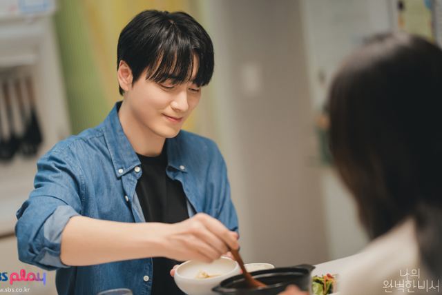 드라마 '나의 완벽한 비서' 유은호는 수준급 요리 실력을 갖춘 싱글대디다. SBS 제공