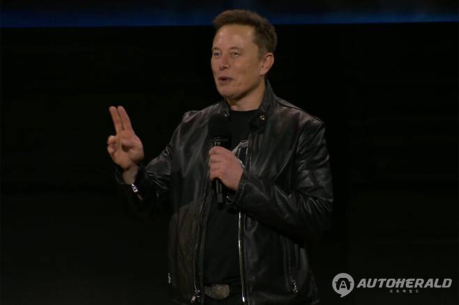 일론 머스크 테슬라 CEO(테슬라 소셜미디어 캡처)