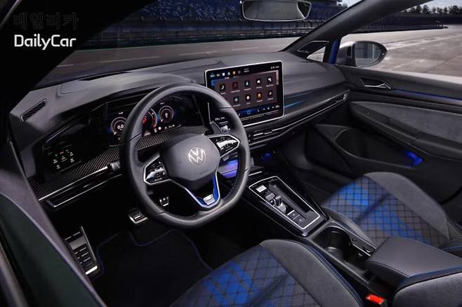 2025 폭스바겐 골프R