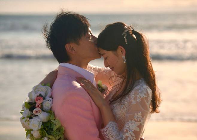 메이플과 방력신 결혼 사진. 가나안 캡처