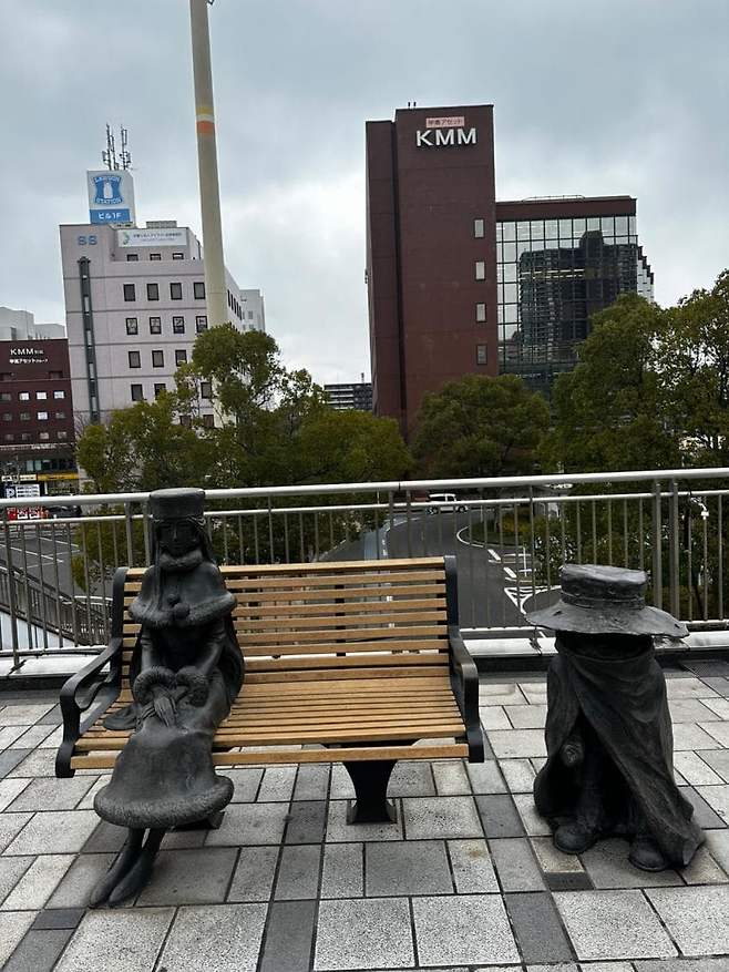 06bcdb27eae639aa658084e54484746f341eb383d8ea67323edd11552826676241d32cf1a770a8c2db78fba4b213e3