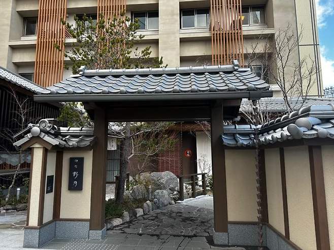 06bcdb27eae639aa658084e54484746f341eb383d8ea67323edd115528266262b63353c21eb71f6b68b9251467944d