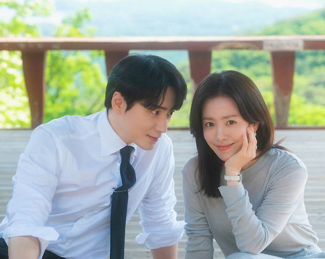 SBS ‘나의 완벽한 비서’ 비하인드 스틸. 에이스팩토리 제공