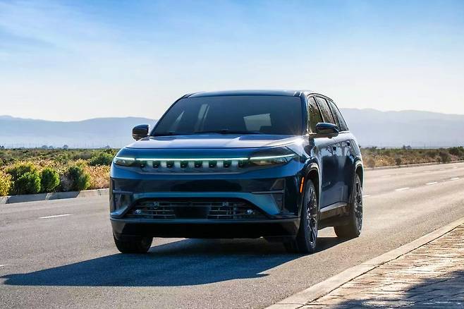 지프 왜고니어 S