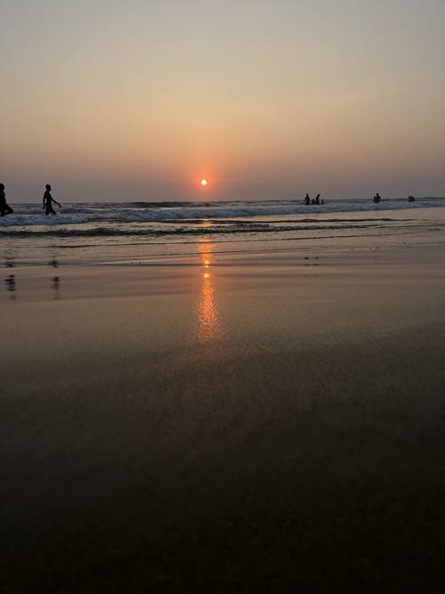 영적 에너지와 함께 저물어가는 일몰 풍경