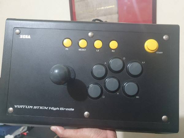 묵직한 조작감이 인상적이었던 버추어 하이그레이드 스틱