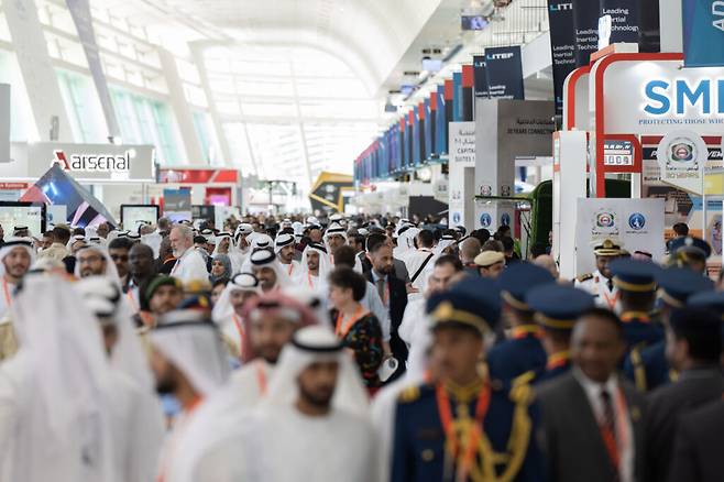 방위사업청은 IDEX 2025에서 해외 방산전시회 최초로 ‘통합한국관’을 운영한다.  자료사진. IDEX 2023 [IDEX 2025 홈페이지]
