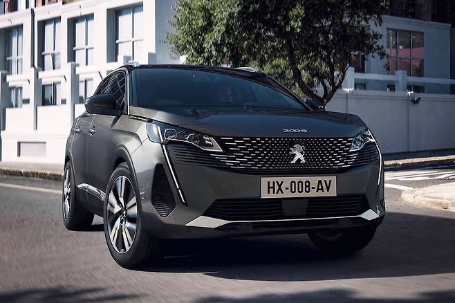 푸조 3008 SUV