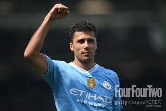 1000008620.jpg 이피엘 현지팬 선정 비호감 선수 TOP 10