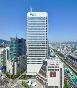 서울 동대문 두산타워. 한경DB