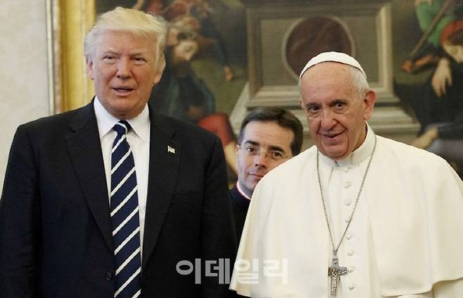 도널드 트럼프 미국 대통령과 프란치스코 교황. (사진=연합뉴스)