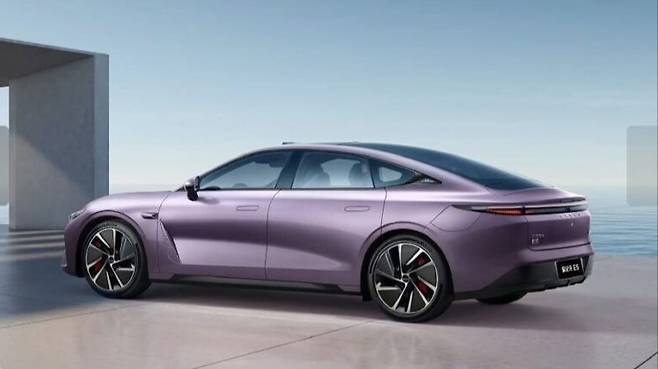 익시드 익슬란틱스 ES EREV