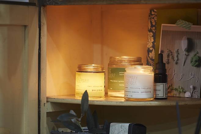 방향제, 디퓨저, 왁스 멜트 등이 실내 공기에 초미세먼지를 방출시킨다는 분석이 나왔다./사진=클립아트코리아