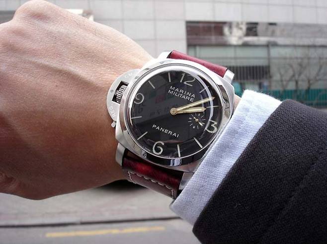 DSC02737.jpeg 손목시계 차는 사람중 재일 궁금함거