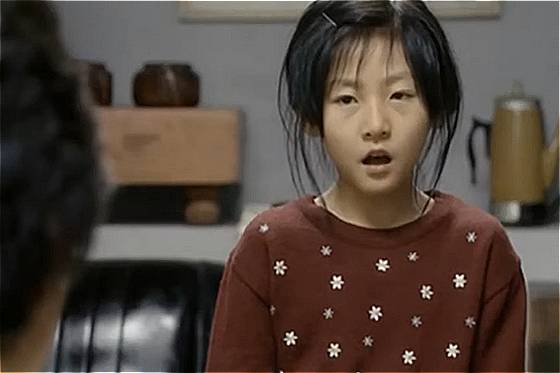 김새론 배우가 열연했던 영화 '여행자'. 누군가 해야할 역할이라면 기꺼이 하겠다던 배우였다. 아역 배우가 아닌, 그냥 배우./사진=영화 여행자 화면 캡쳐