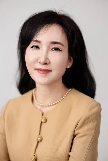 이미숙 작가/사진제공=페스트북