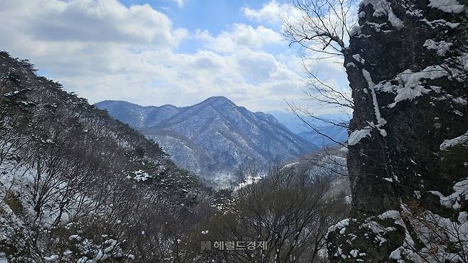 영천굴에서 바라본 풍경