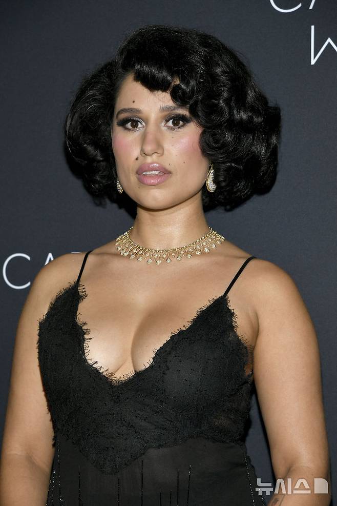 [뉴욕=AP/뉴시스] 영국 싱어송라이터 레이(RAYE)