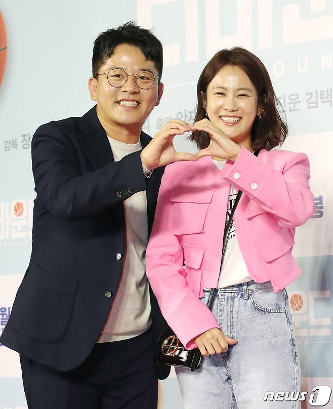 개그맨 김준호, 김지민(오른쪽) 커플 ⓒ News1