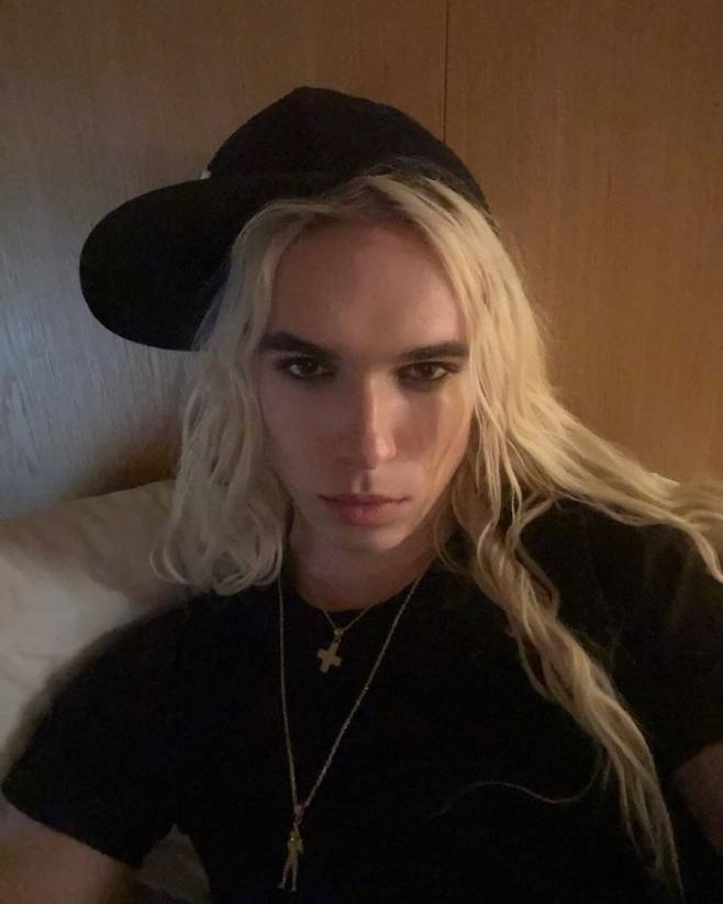 투홀리스(2hollis) 인스타그램