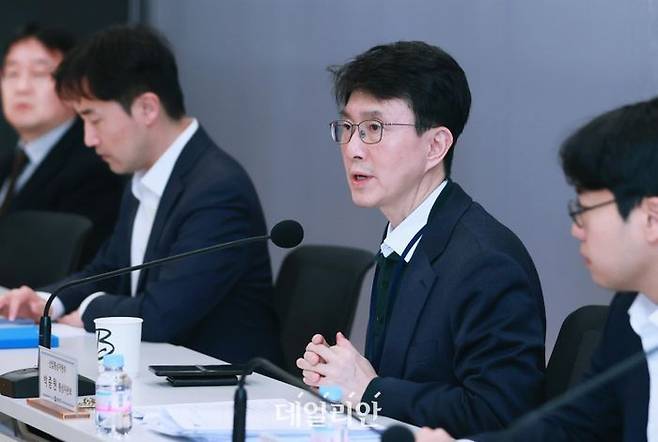 박종원 산업통상자원부 통상차관보가 지난 14일 서울 강남구 대치동 한국섬유센터에서 열린 '미국 관세 조치 대응 회의'에서 인사말을 하고 있다.ⓒ뉴시스