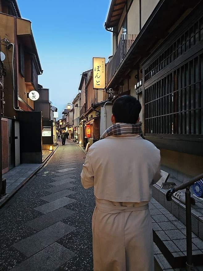 1e93ff11da8068f43bef84e545ee756a515f79d5b6a79c32c35c6017733fd8268055a7a91e325a77c0