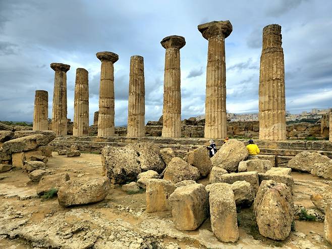 헤라클레스 신전.