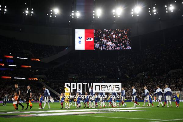 ▲ 토트넘 홋스퍼는 리그 페이즈에서 손흥민이 부상으로 빠진 상태로 AZ알크마르에 히샤를리송의 페널티킥 골로 1-0 신승을 거둔 바 있다.